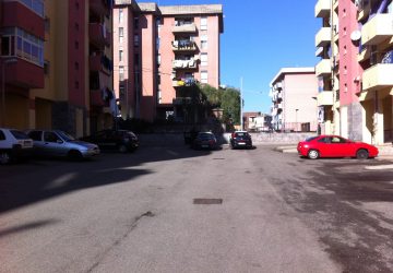 Riposto, duro colpo allo spaccio in piazza Padre Pio. Perquisizioni a Giarre VIDEO