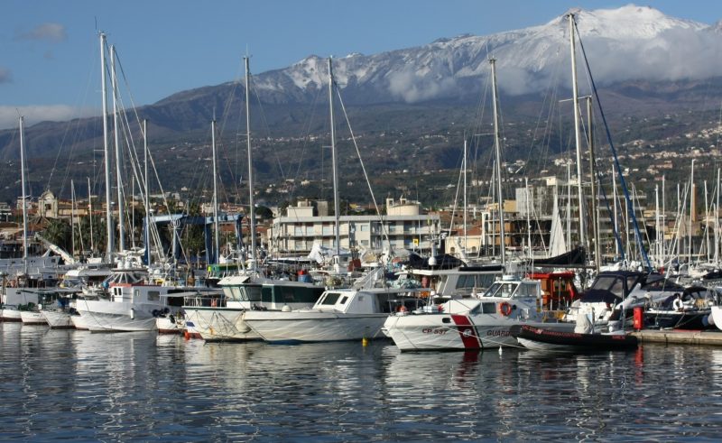Riposto, avviata riorganizzazione alaggio porto