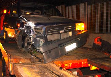 Riposto, incidente autonomo in via Strada Franca: un ferito