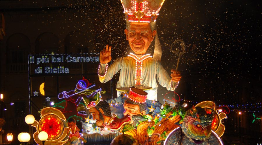Acireale, Carnevale 2015: i carri vincitori