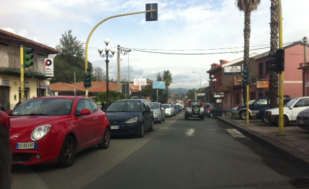 S.M. la Strada, chiusura totale di via Ruggero I