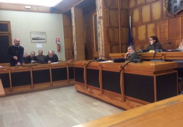 Giarre, accelerazione improvvisa in Consiglio comunale