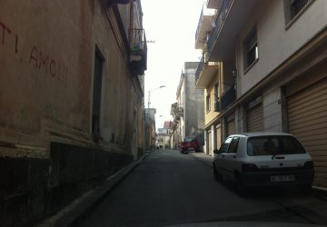 Giarre, &ldquo;Aiuto, mi sta uccidendo&rdquo;. Un arresto