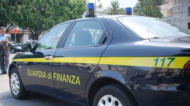 Imprenditore acese evade 2,2 milioni di euro. Scatta il sequestro dei beni