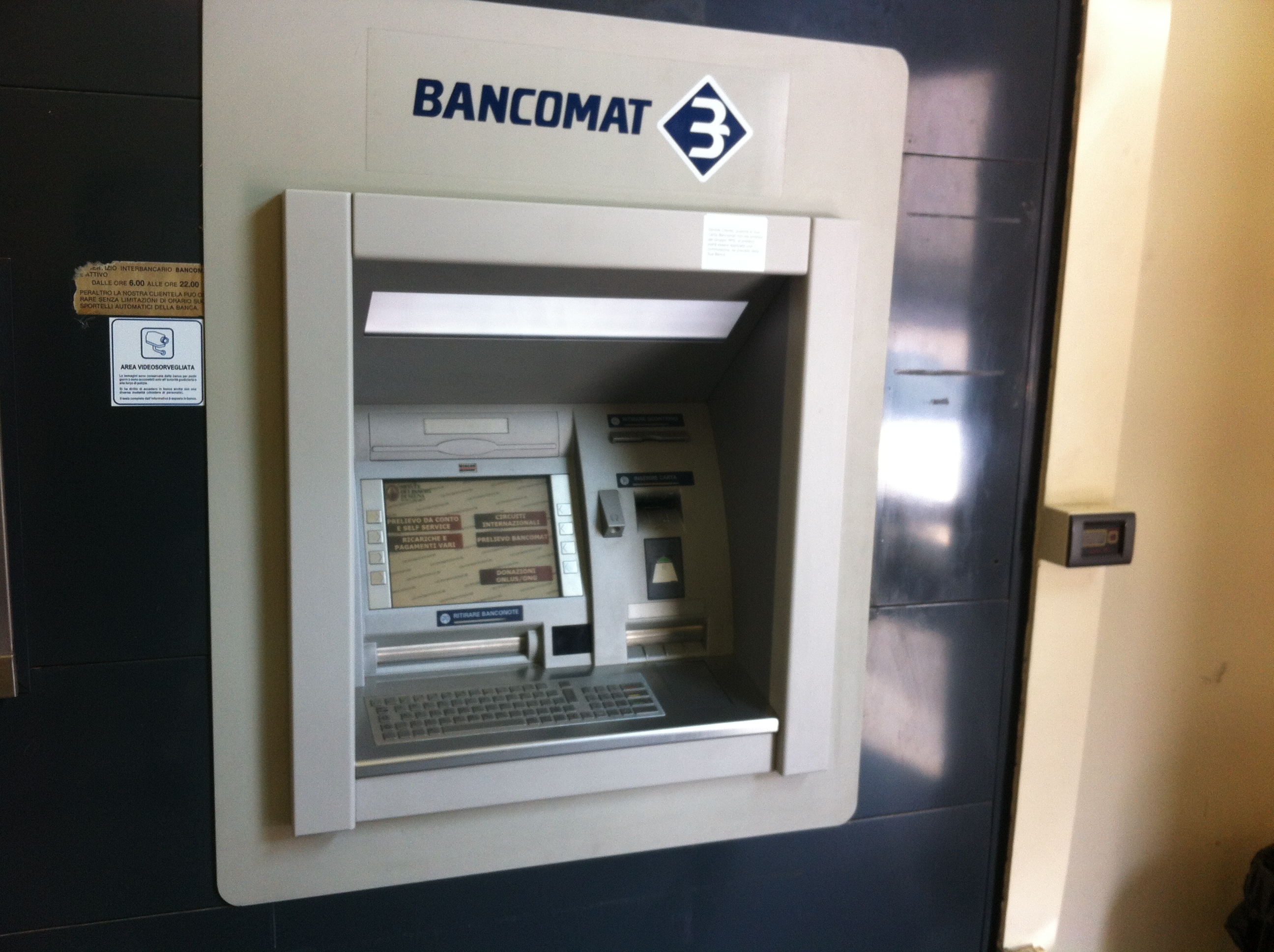 Macchia, danneggiato bancomat Banco Popolare Siciliano