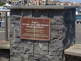 Aci Trezza, oltraggio alla memoria delle vittime di Sharm el Sheikh