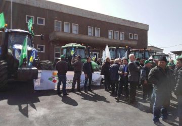 Catania: contro l&rsquo;Imu agricola i trattori alle porte della citt&agrave;