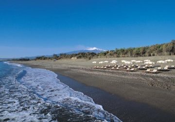 Calatabiano, spiaggia di San Marco: dal 23 giugno attive passerelle, docce e strisce blu