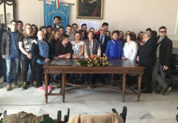 Riposto, delegazione di studenti francesi ricevuta in Municipio
