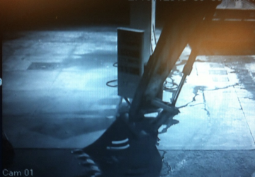 Giarre, rapina distributore: ladri in azione FOTO