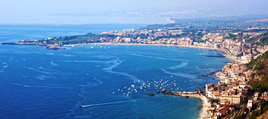 Giardini Naxos, il trasformismo trionfa