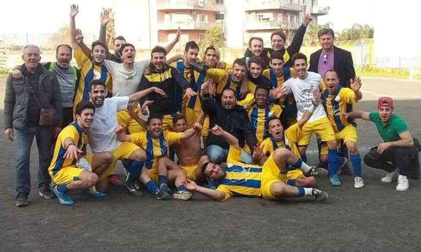 Calcio, il Fcd Giarre calcio promosso in Seconda categoria