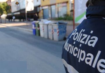 Catania, vigile urbano aggredito. Tre denti rotti e notte in ospedale