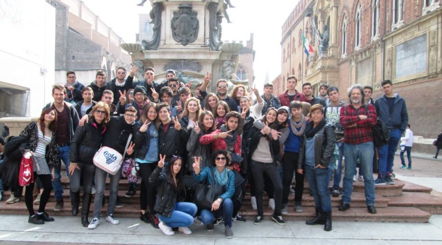 Studenti giarresi a Bologna sulla via tracciata da… Libera