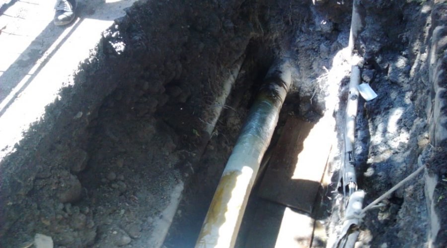 Randazzo, rete idrica colabrodo. Disagi per i cittadini