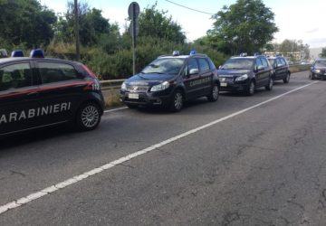 Fiumefreddo, rapinato un imprenditore agricolo. Bottino di quasi 4 mila euro. E' caccia aperta ai malviventi