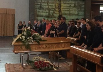 Funerali Maria Mercurio, chiesa affollata. Il sindaco Bonaccorsi:  sentimenti forti e contrastanti VD