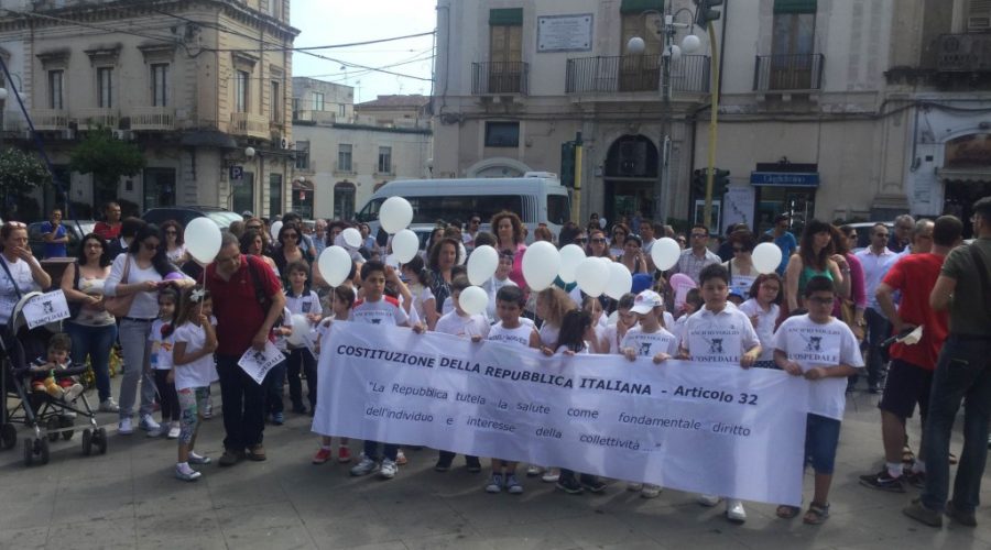 Ospedale: corteo bambini tra indifferenza e strumentalizzazione politica?