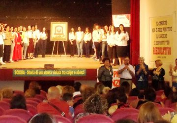 Storia di una donna violata tra colpe e silenzi