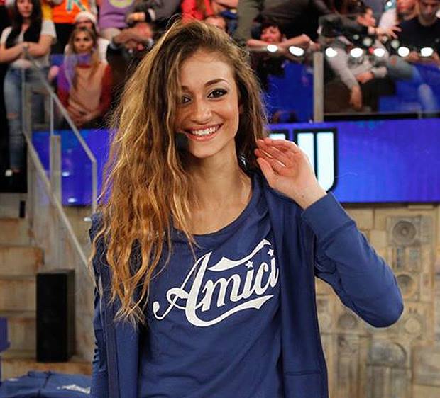 Finale del talent “Amici”: la trecastagnese Virginia Tomarchio vince la sezione danza