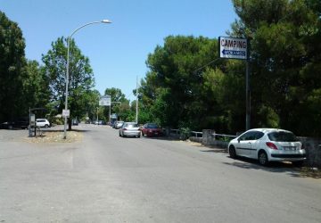 Marina di Cottone, a fuoco un cassonetto