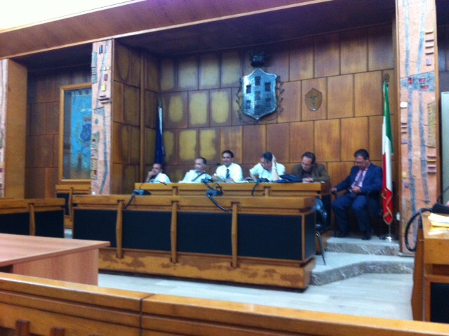 Giarre, il Consiglio comunale approva la rinegoziazione dei mutui