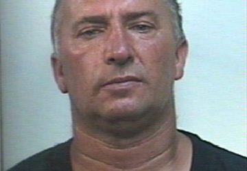 Giarre, ambulante abusivo rapina pensionata. Arrestato