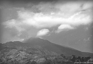 Etna: giovane si perde nei boschi, ritrovato dalla Forestale