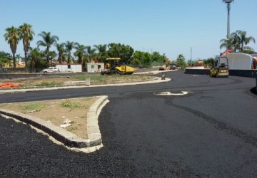 Una rotatoria di polemiche e disagi a Trepunti