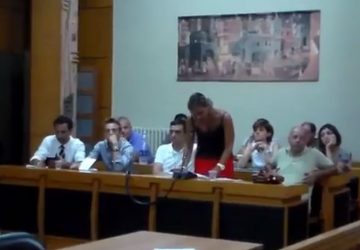 Giarre, amministrazione sotto assedio dal Consiglio comunale