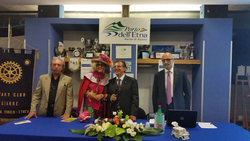 Riposto: Caterina Bellandi ospite del Rotary al Porto dell’Etna