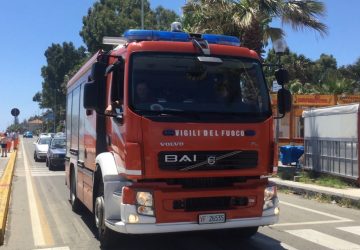 Macchia, vasto incendio in contrada Coste