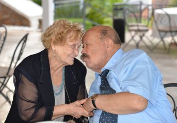 Giarre, 60 anni di matrimonio e non sentirli: nozze di diamante per la coppia Tancredi Pafumi e Jana La Rosa
