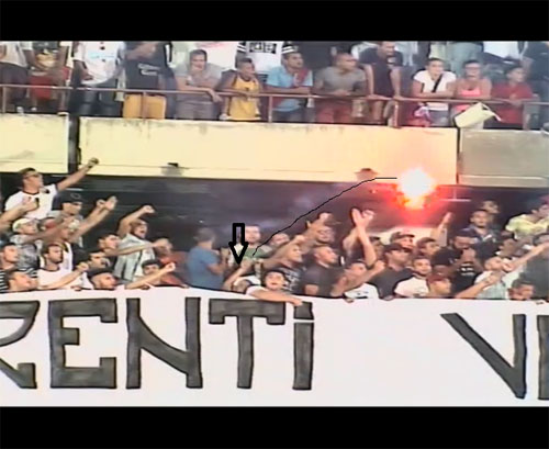 Contestano Pulvirenti e lanciano fumogeni in campo: denunciati due ultras del Catania