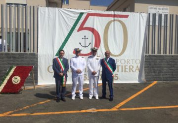 Riposto, ecco piazza Capitaneria di Porto. Cerimonia istituzionale VD