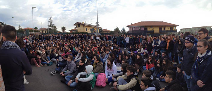 Mascalucia: al liceo Concetto Marchesi suona la campanella della protesta
