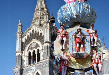Randazzo. Ferragosto e la tradizionale processione dalla &ldquo;Vara&rdquo;