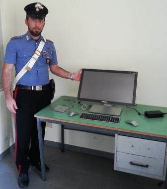 Bronte, carabinieri ritrovano refurtiva scuola media "Castiglione"