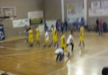 Basket Giarre 80-65 Virtus Ragusa. Successo d&rsquo;altri tempi per i giallobl&ugrave;