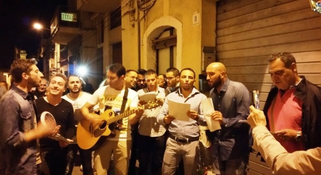 Giarre, tornano di moda le serenate d’amore VIDEO