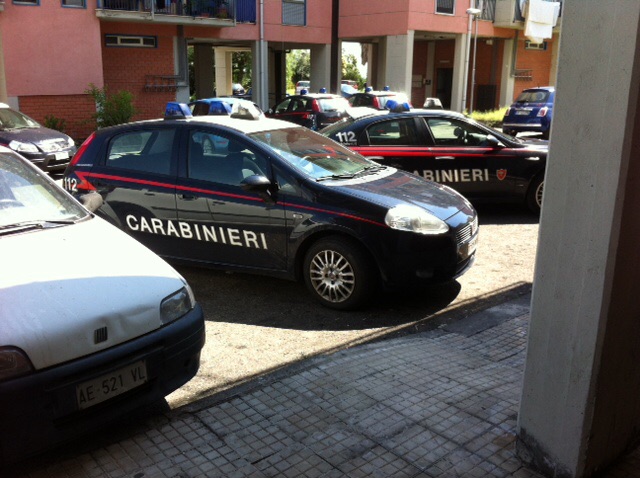 Giarre: carabinieri setacciano il quartiere Jungo