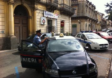 Giarre, malore nel bagno del proprio bar. Intervengono vigili del fuoco, 118 e carabinieri VD