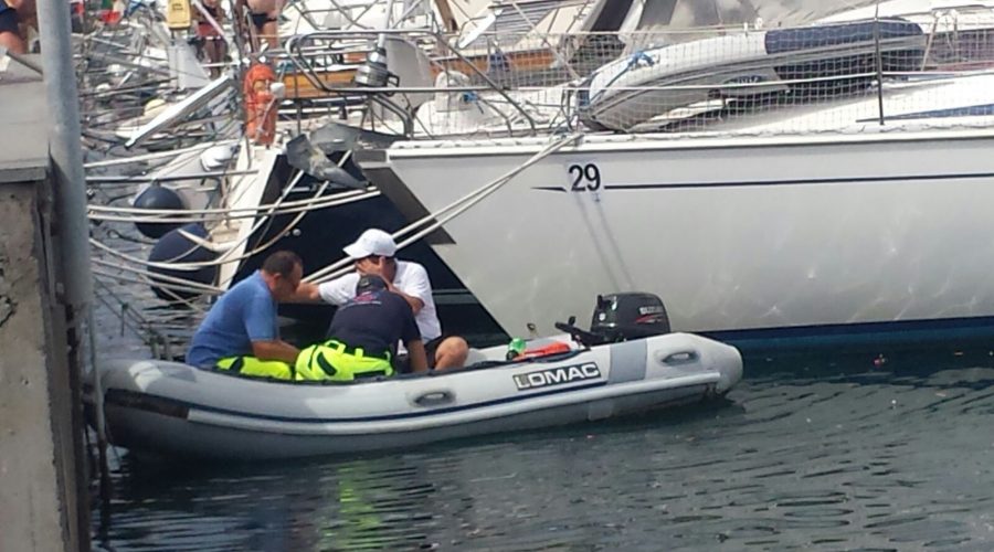 Riposto, auto caduta in mare: morta la conducente ripostese