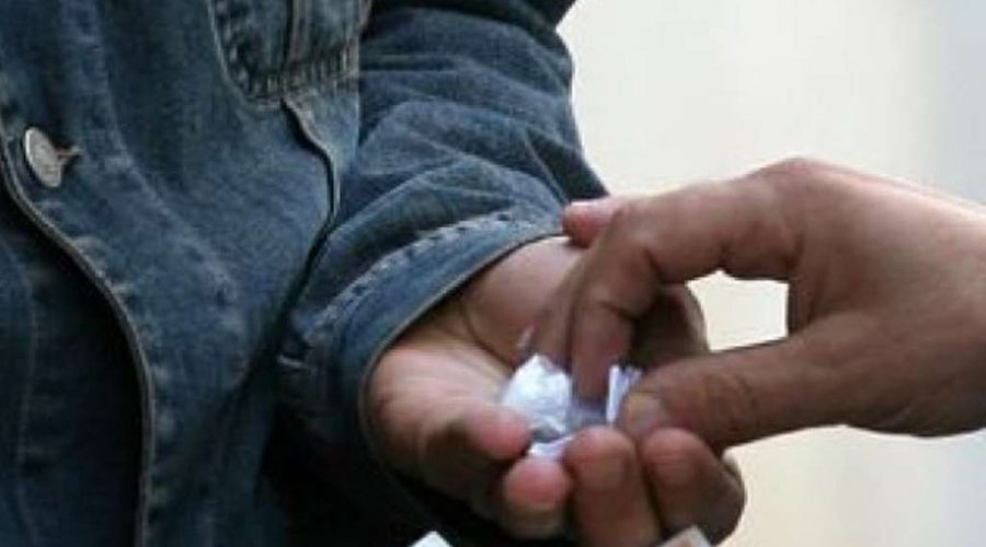 Acireale: a 12 anni già corriere della droga