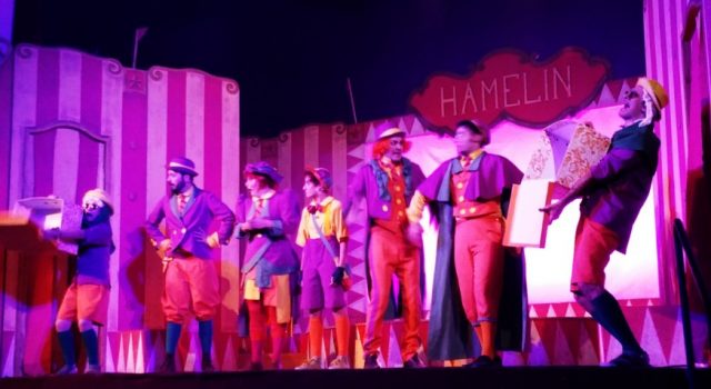 Giarre: al Teatro Rex il nuovo Pifferaio magico