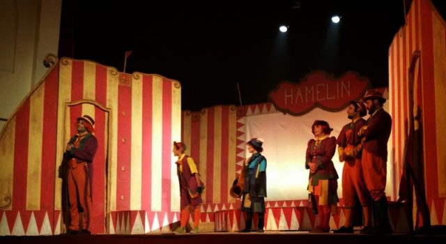 Giarre: al Teatro Rex il nuovo Pifferaio magico