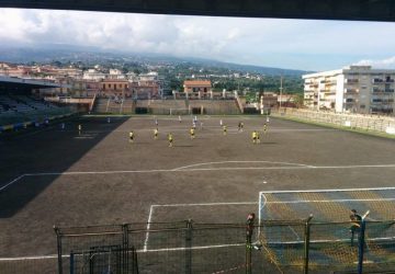 Il Giarre calcio strapazza la capolista Rocca di Capri Leone