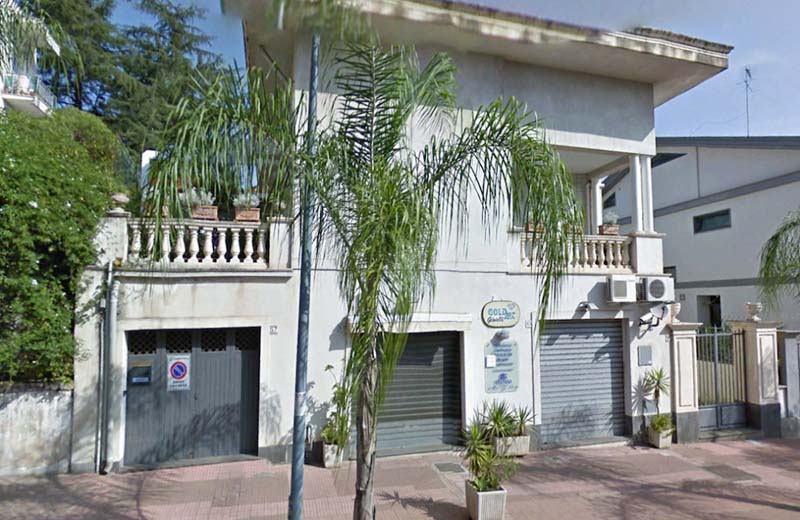 Giarre, tentata rapina in gioielleria