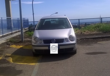Giarre, misteriosa Polo Volkswagen in sosta da un mese davanti l&rsquo;ospedale