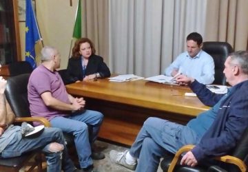 Omofobia a Mascali: l’Amministrazione comunale ha incontrato l’associazione Arcigay